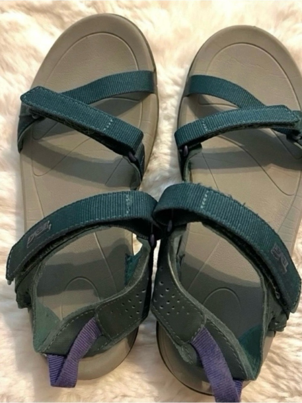 Teva green strappy outdoor adjustable sandals hiking workout summer drafting